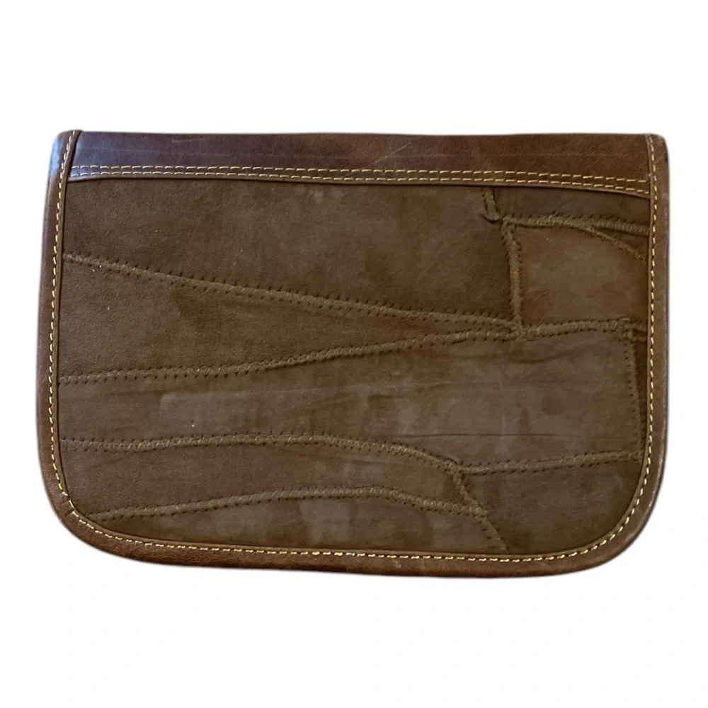 🧡 5 for $25 🧡 Brown Leather Women's wristlet